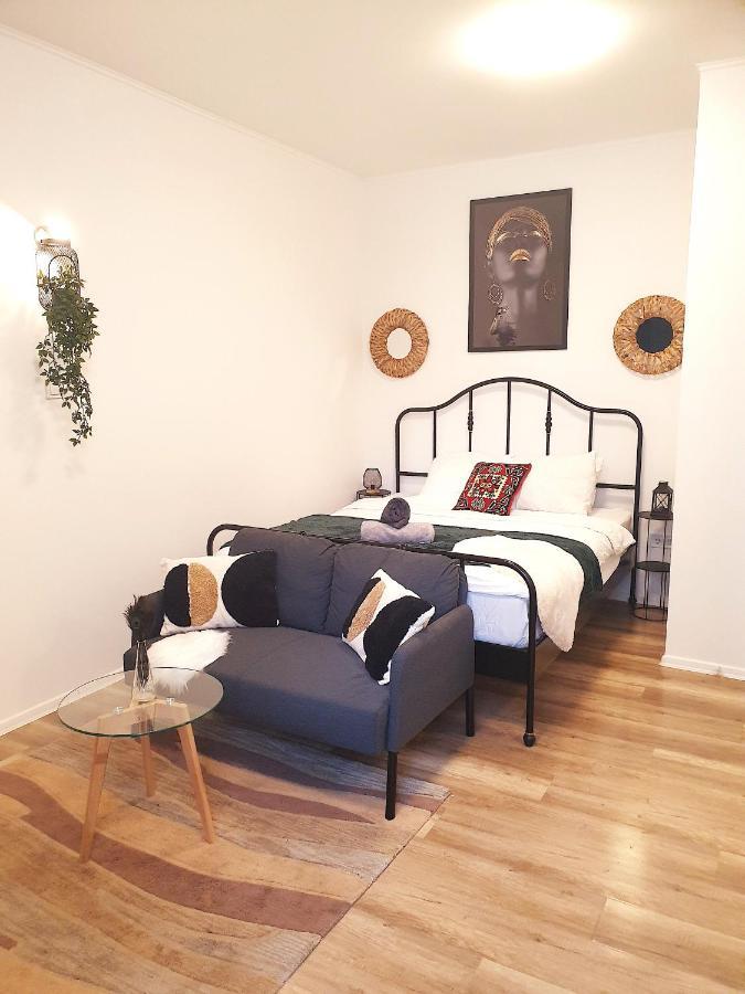 Center Historical Private Bedroom Jewish Quarter Vii District